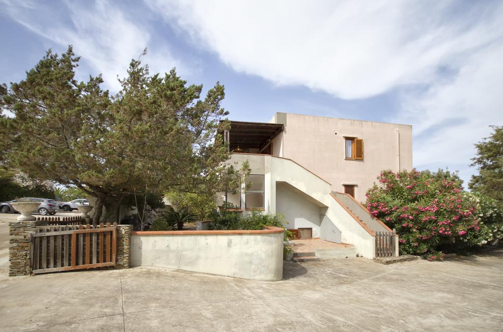 Mirti 13E Villa Stintino Bagian luar foto