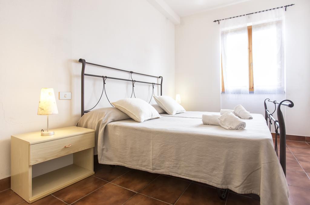 Mirti 13E Villa Stintino Bagian luar foto